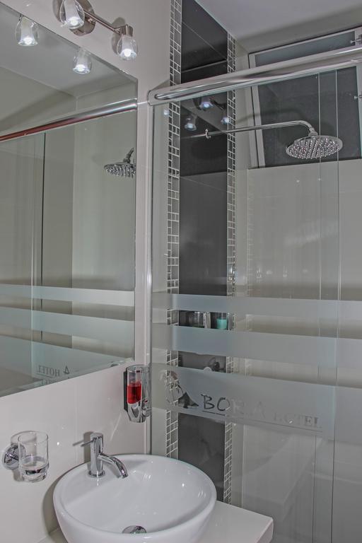 Bora Hotel Икитос Стая снимка