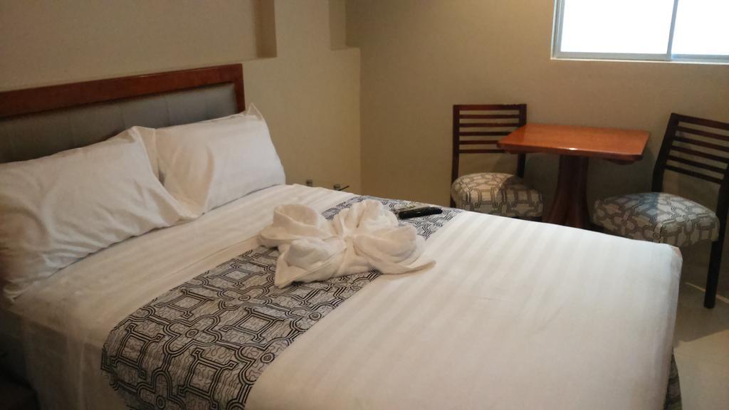 Bora Hotel Икитос Стая снимка