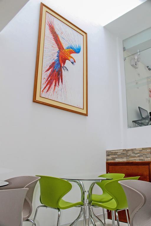 Bora Hotel Икитос Екстериор снимка